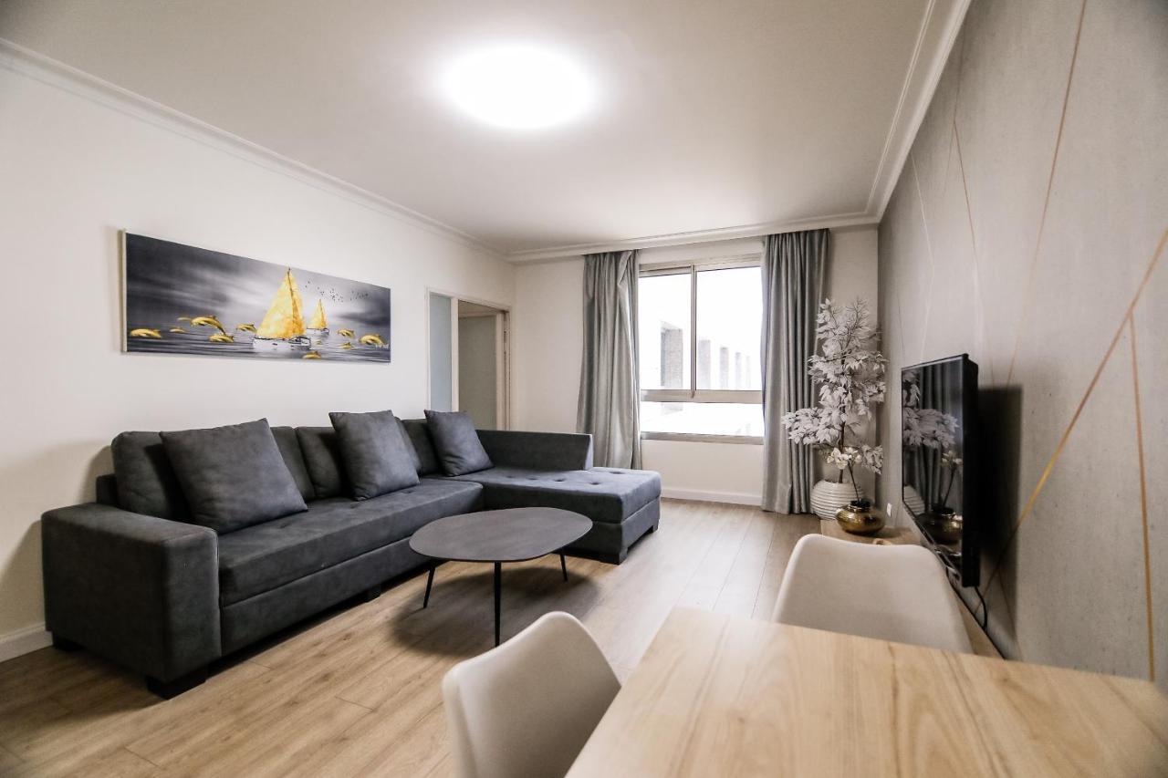 בניין אלמוג - מגדל הים Apartment ไฮฟา ภายนอก รูปภาพ